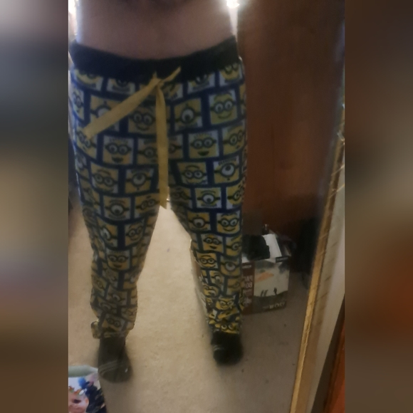 XL minion pj pants - Picture 2 of 3